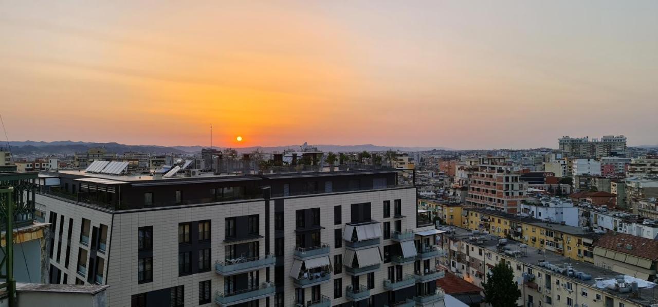 Sky Apartaments City Center Тирана Екстериор снимка