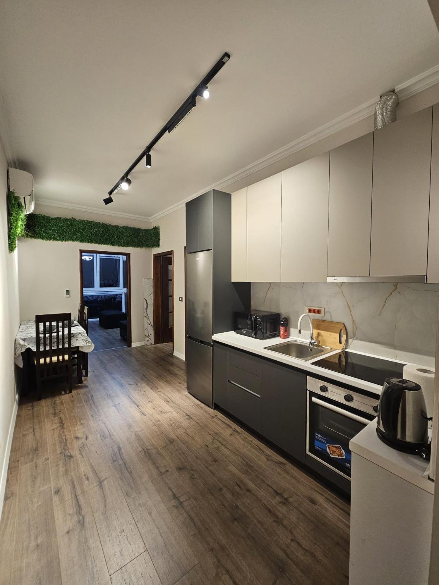 Sky Apartaments City Center Тирана Екстериор снимка